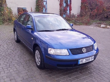 Авто Volkswagen Passat Sedan 1999 № 8177169