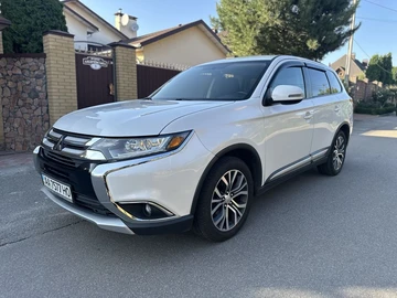Авто Mitsubishi Outlander 2016 № 8177203