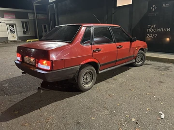 Авто ВАЗ 21099 1992 № 8177206