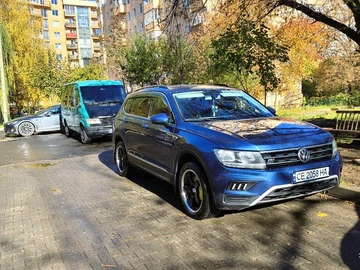Авто Volkswagen Tiguan 2017 № 8177341