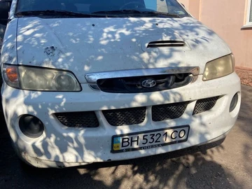Авто Hyundai H1 Starex  2001 № 8177347