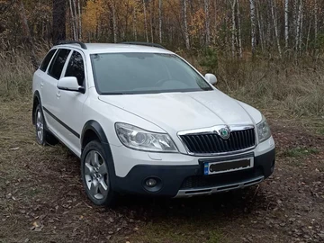 Авто Skoda Octavia Scout 2010 № 8177367