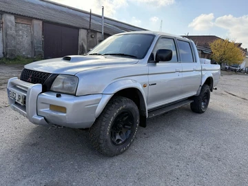 Авто Mitsubishi L 200 2003 № 8177456
