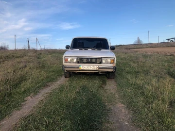 Авто ВАЗ 2105 1984 № 8177495