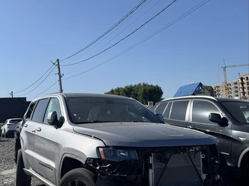 Авто Jeep Grand Cherokee 2020 № 8177513