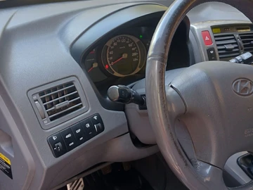 Авто Hyundai Tucson 2005 № 8177537