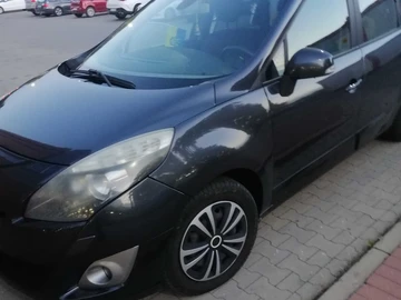 Авто Renault Scenic Iii 2011 № 8178184