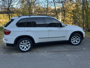 Авто BMW X5 2011 № 8178201