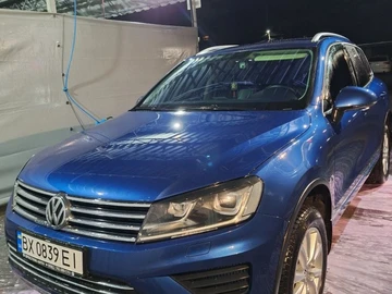 Авто Volkswagen Touareg 2015 № 8178327