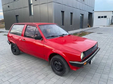 Авто Volkswagen Polo 1987 № 8178346