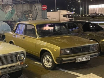 Авто ВАЗ 2105 1998 № 8178375