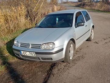 Авто Volkswagen Golf 1998 № 8178453