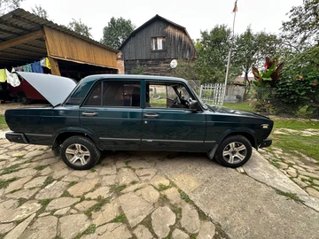 Авто ВАЗ 2107 2005 № 8178471