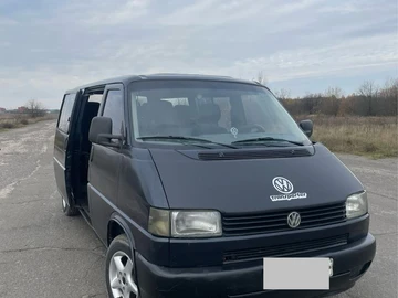 Авто Volkswagen Transporter 1996 № 8178783