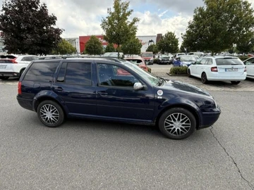 Авто Volkswagen Golf 2003 № 8178837
