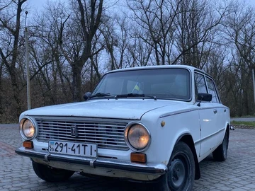 Авто ВАЗ 2101 1987 № 8179008