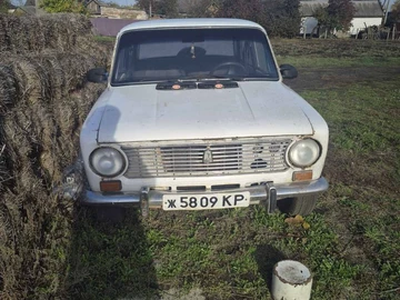 Авто ВАЗ 2101 1990 № 8179048