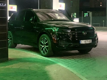 Авто Volkswagen Touareg 2021 № 8179213