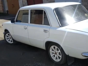 Авто ВАЗ 2101 1972 № 8179311