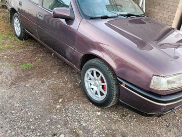 Авто Opel Vectra 1992 № 8179552