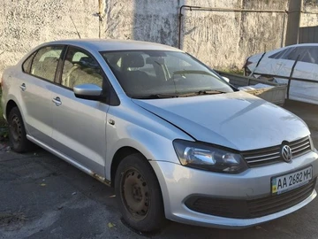 Авто Volkswagen Polo 2012 № 8179627