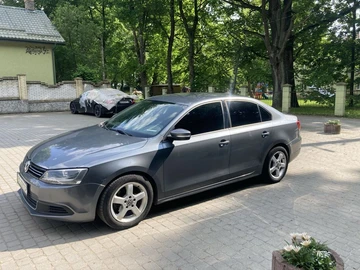 Авто Volkswagen Jetta 2013 № 8179906