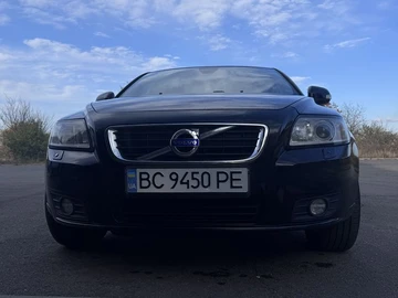 Авто Volvo V50 2011 № 8179939