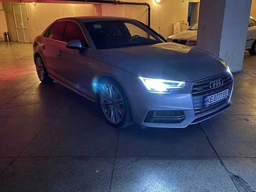 Авто Audi A4 2018 № 8179977