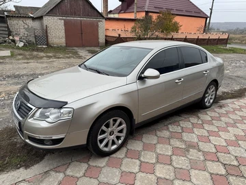 Авто Volkswagen Passat Sedan 2008 № 8180003