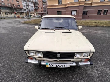 Авто ВАЗ 2103 1993 № 8180008