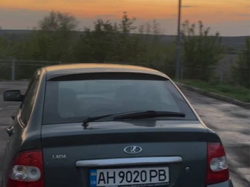 Авто ВАЗ 2172 Priora 2008 № 8180023