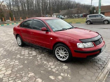 Авто Volkswagen Passat Sedan 1998 № 8180032