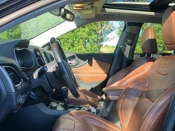 Авто Jeep Cherokee 2019 № 8180184
