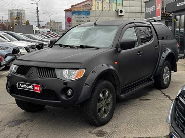 Авто Mitsubishi L 200 2009 № 8180383