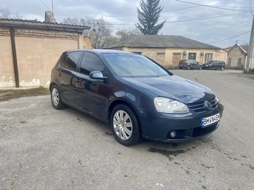 Авто Volkswagen Golf 2005 № 8180389