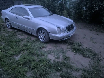 Авто Mercedes Clk Серия 2000 № 8180398