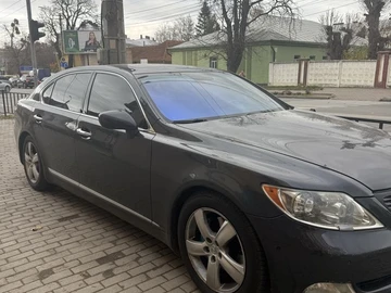 Авто Lexus Ls Серія 2008 № 8180412