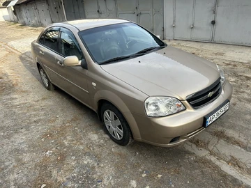 Авто Chevrolet Lacetti 2004 № 8180415