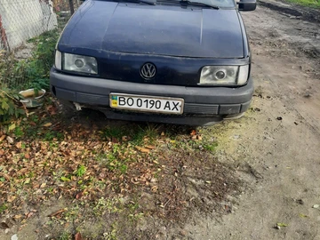 Авто Volkswagen Passat Sedan 1991 № 8180432