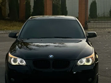 Авто BMW 5 Серия 2004 № 8180443