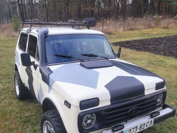 Авто ВАЗ 2121 1988 № 8180500