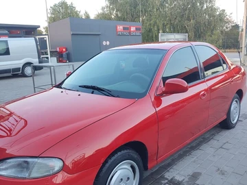 Авто Hyundai Elantra 1997 № 8180595