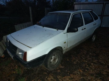 Авто ВАЗ 2109 1991 № 8180667
