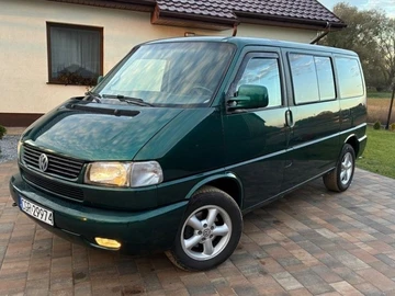 Авто Volkswagen Transporter 2000 № 8180792
