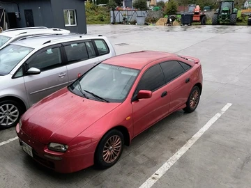 Авто Mazda 323 1996 № 8180843