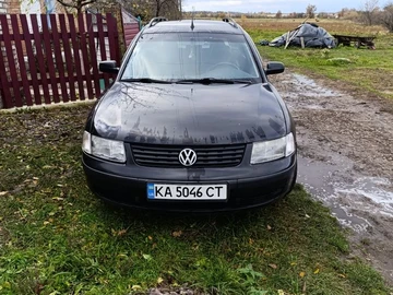 Авто Volkswagen Passat Variant 1999 № 8180957