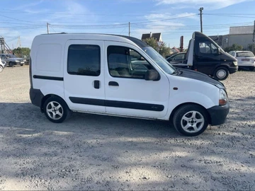Авто Renault 4 2001 № 8181098