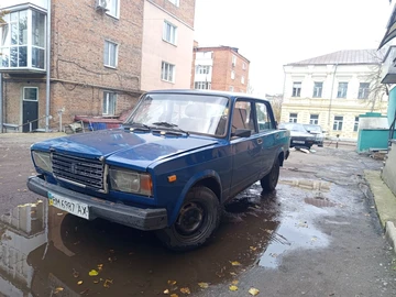 Авто ВАЗ 2107 2000 № 8181133