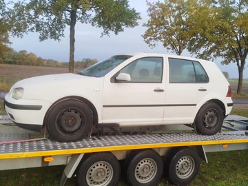 Авто Volkswagen Golf 2001 № 8181286