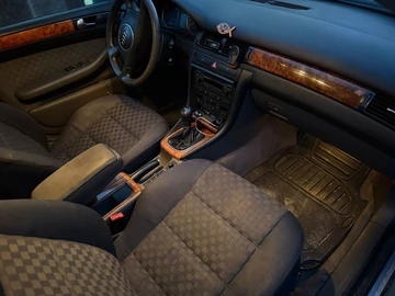 Авто Audi A6 2023 № 8181413